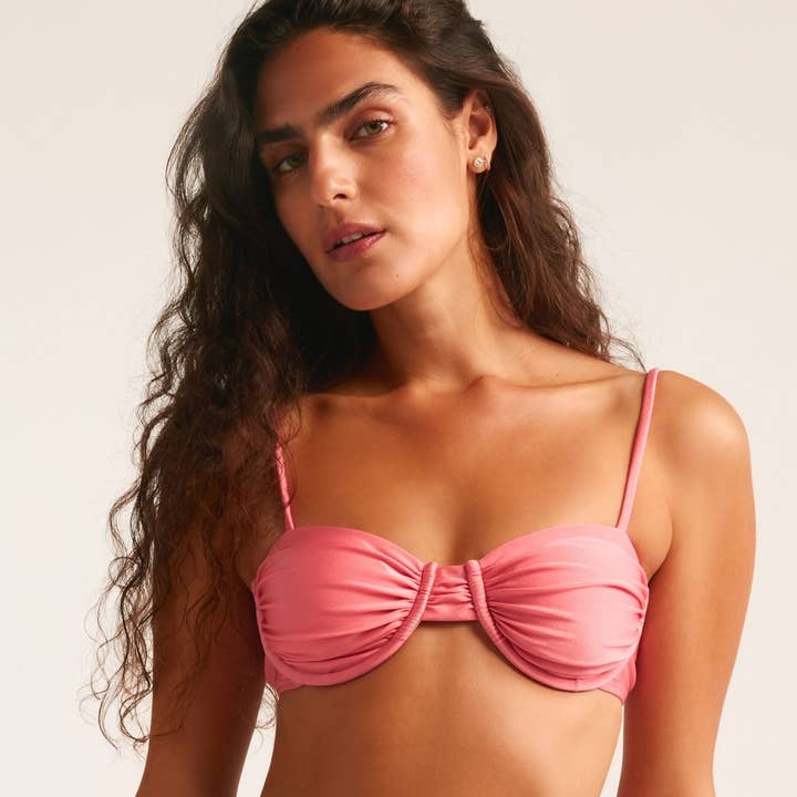 Balconette Rosé Bikini Top and other Purchase Wholesale boisson avec robinet action. Free Returns & Net 60 Terms on Faire trending on Faire.