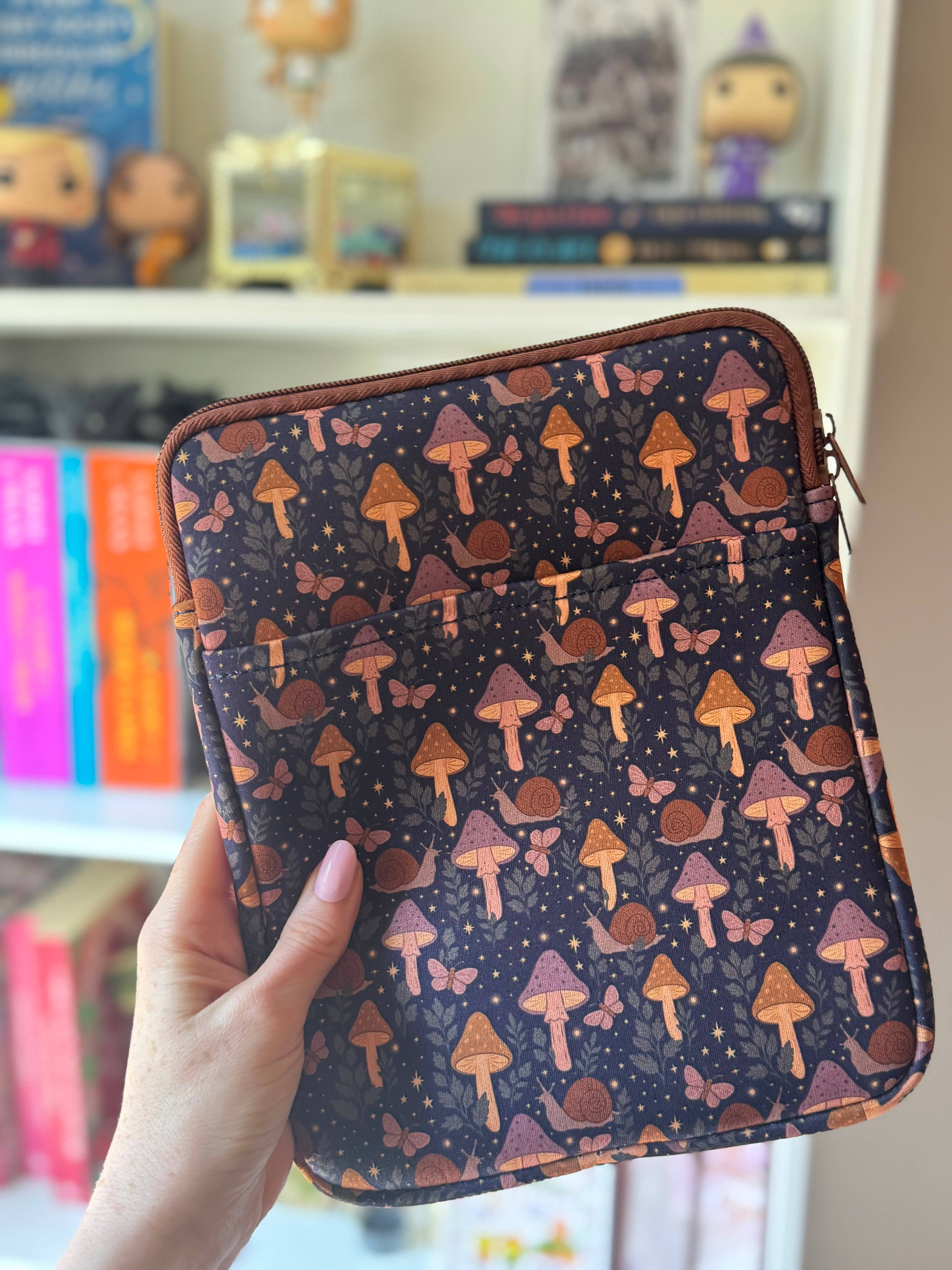 CrescentCatCo - Wholesale Book Cover - Cottagecore Mushroom Book & Kindle Pouch, Zipper and Pocket5