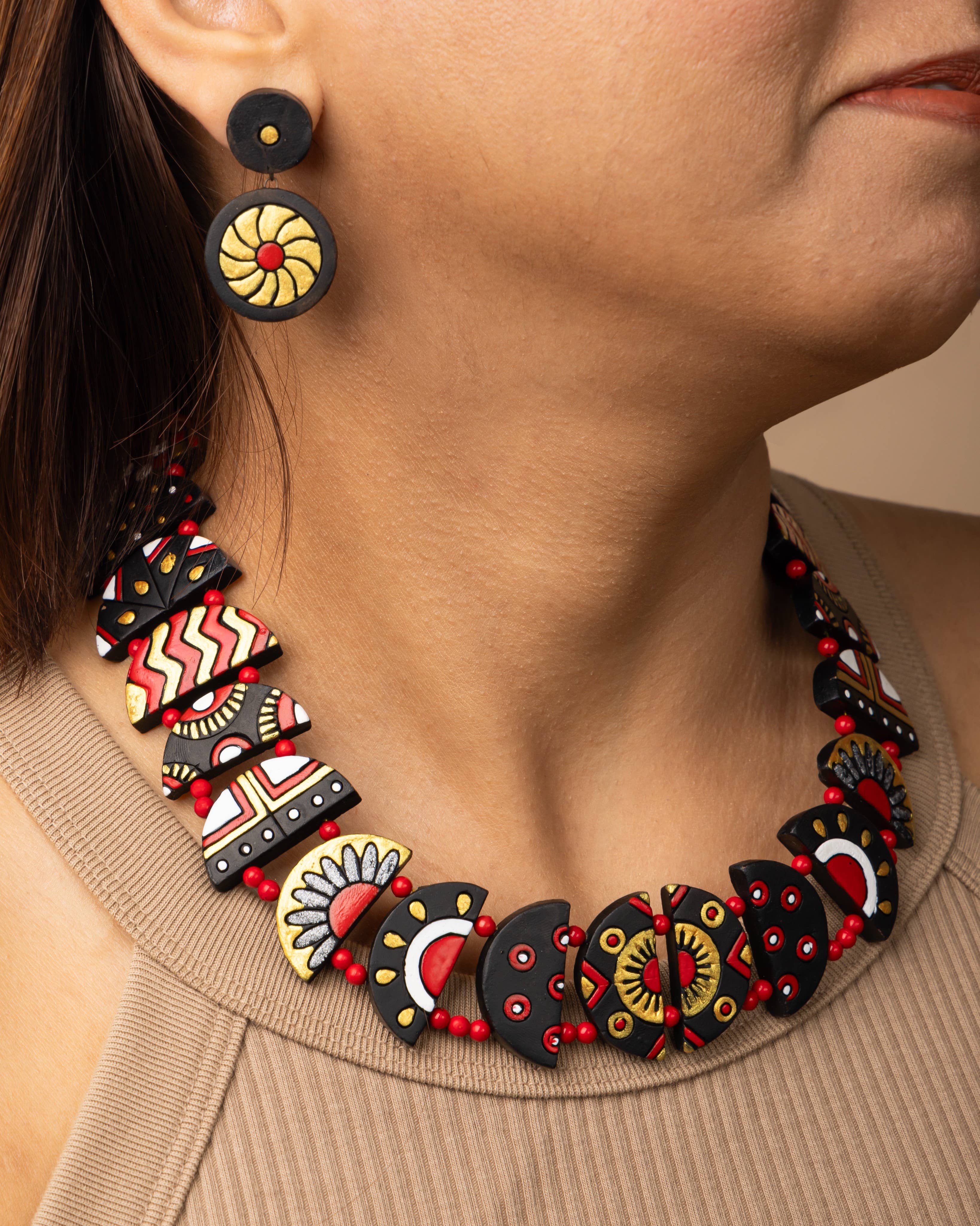 House of Kraft Jewelry & Accessories – wholesale Jewellery set – Celestial Jewelry Set | Clay Jewelry | Half Moon Jewelry9