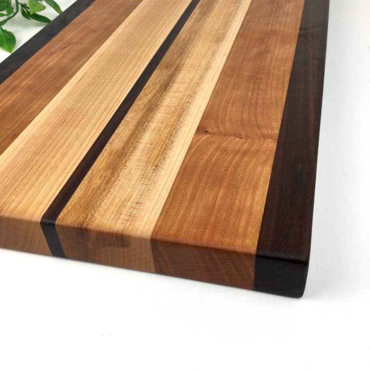 Scrappy's Workshop - Wholesale Cutting Board - Walnut, Maple & Cherry Wood Cutting board - Classic Style5