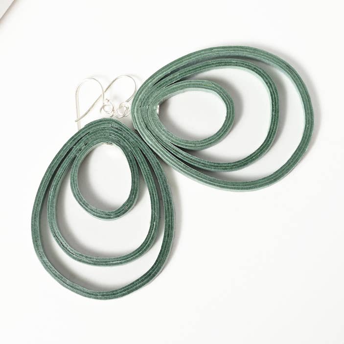 Léa Earrings with sterling silver for wholesale by One Kind Box