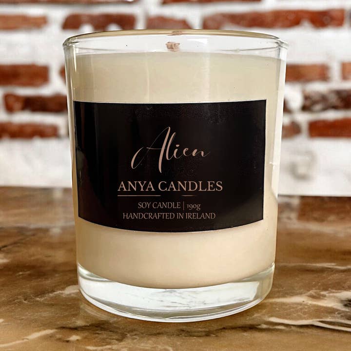 Alien candle (dupe of perfumes Mugler Alien) for wholesale by Anya Candles