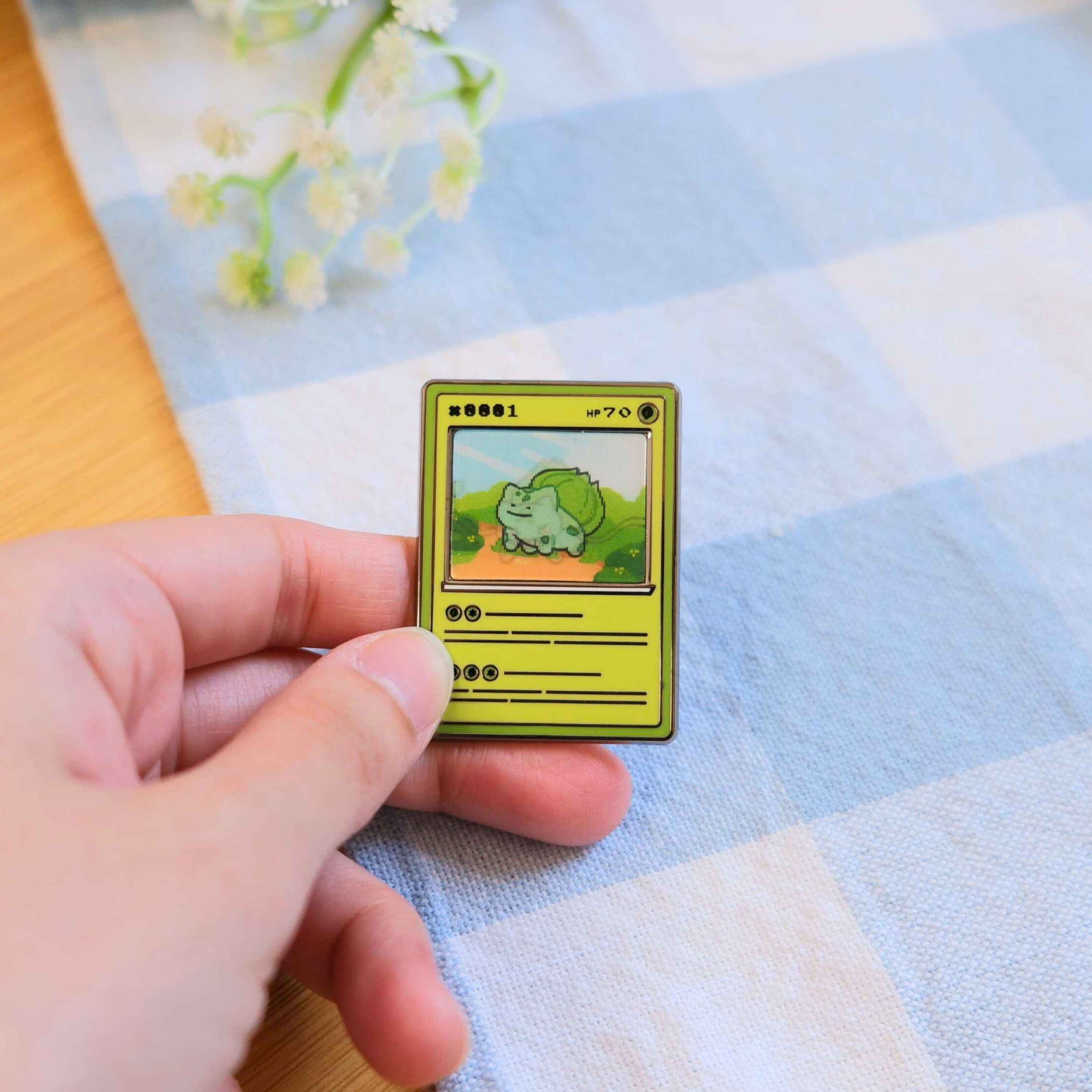 byUme Co. - Wholesale Lapel Pin/Button - Ditto Poke Card Lenticular Pin10