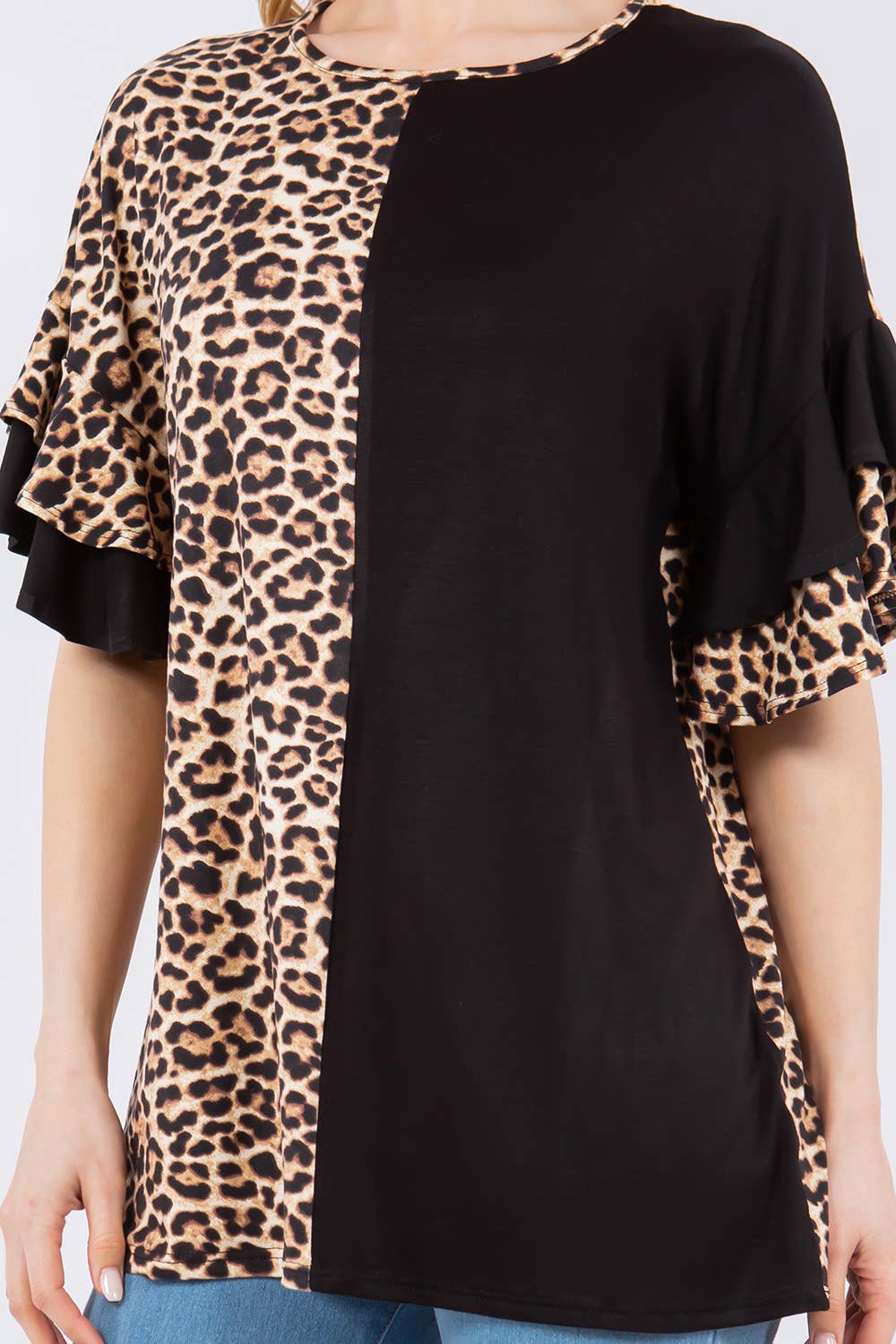 Celeste Clothing – wholesale Blouse – Women’s – ANIMAL PRINT CONTRAST TOP WITH RUFFLE SLEEVES -CT43831B6