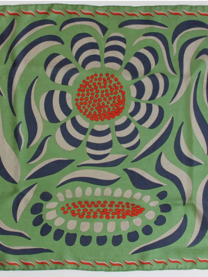 Foulard quadrato in seta Myosotis kaki per la vendita all'ingrosso da parte di Les Belles Vagabondes