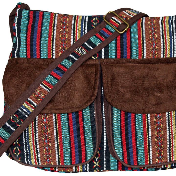 Suède 2-vaks Tas voor wholesale door Foot Path Trading Co