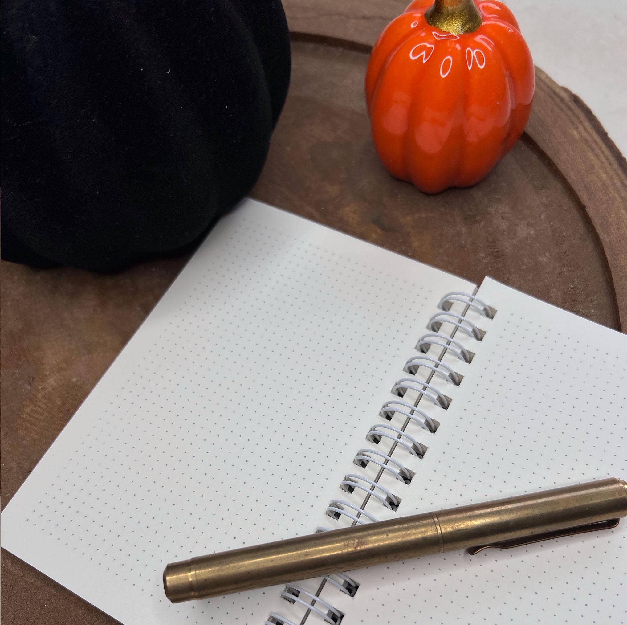 Solid Gold / Naja-Marie Baumann - Wholesale Notebook - Notebook - Skeleton1