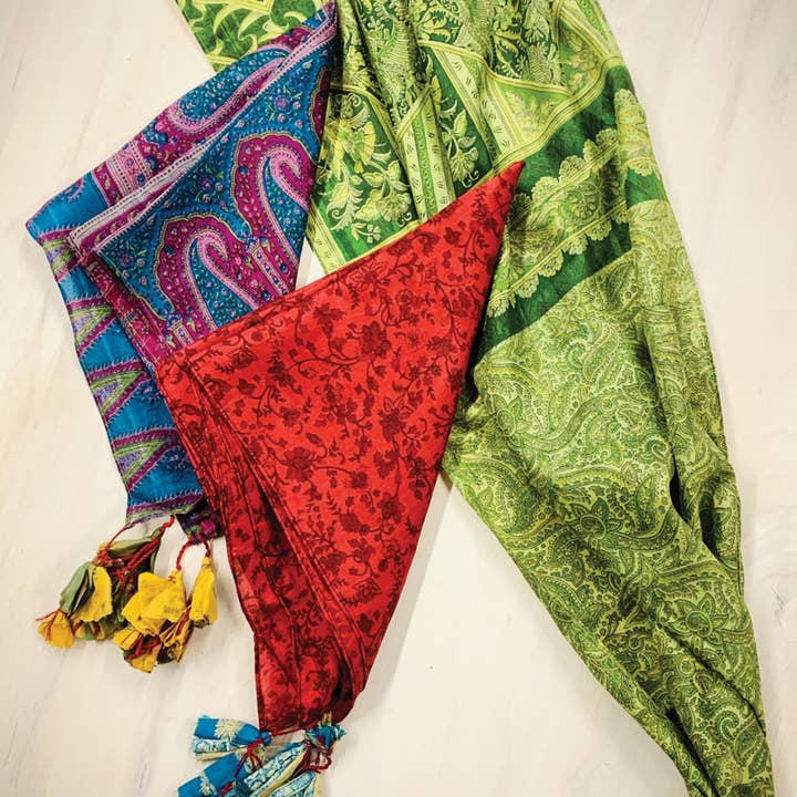 Sevya Handmade - Vendita all'ingrosso Sciarpa - Donna - Sciarpe Sari in seta riciclata
