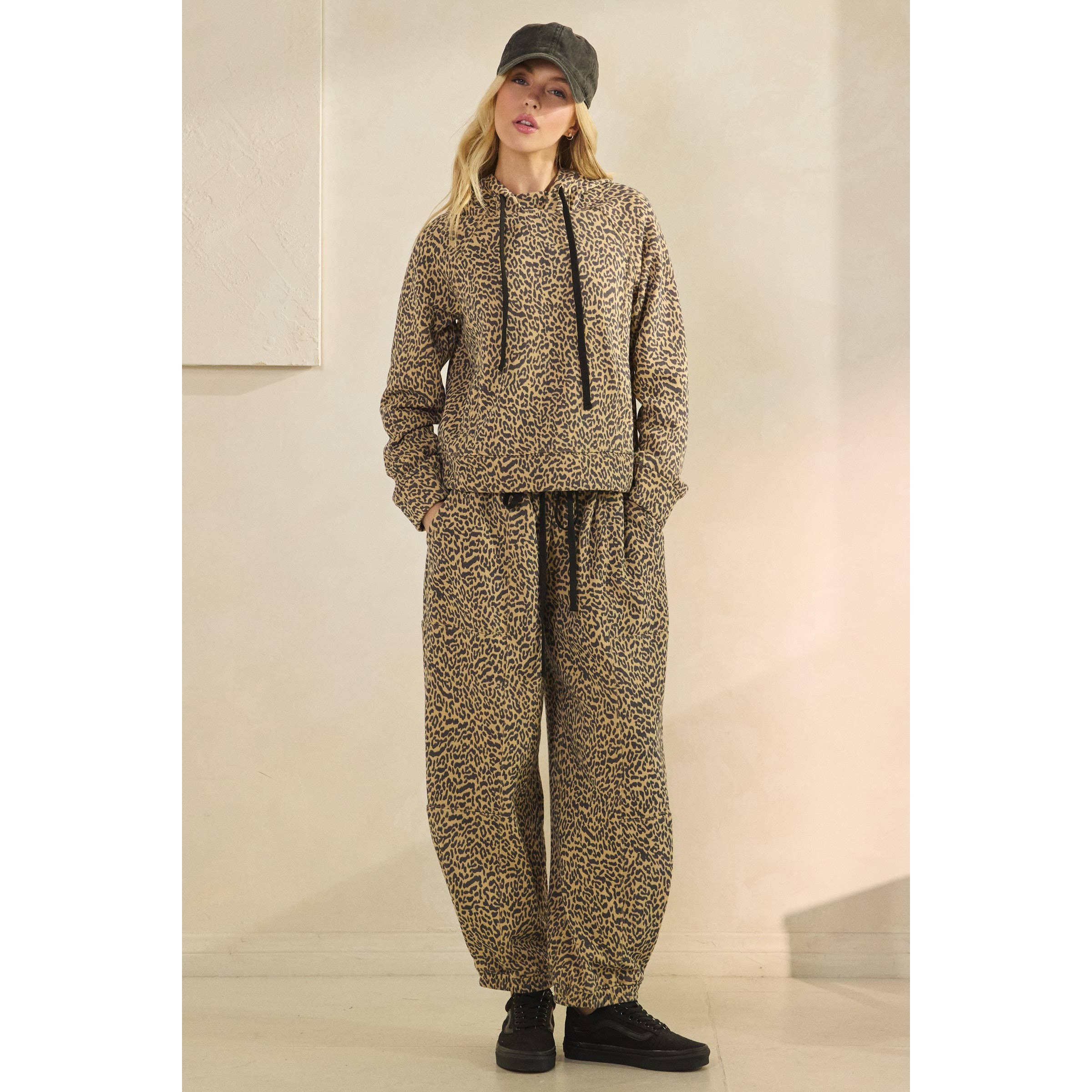 Veveret - Wholesale Pants - Women's - Printed French Terry Pants44