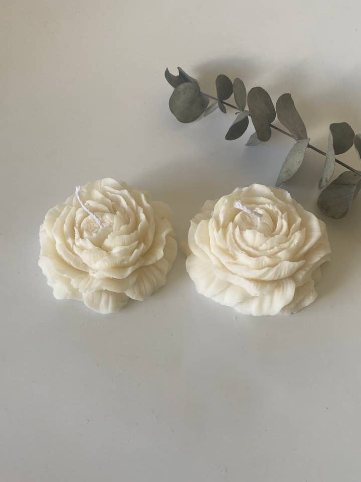 Peony Candle for wholesale by Candles By Lily