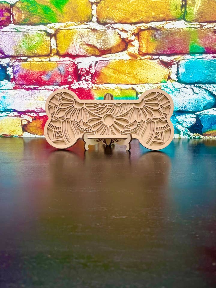 Décoration murale en os de chien pour la vente par AMidSomersNap