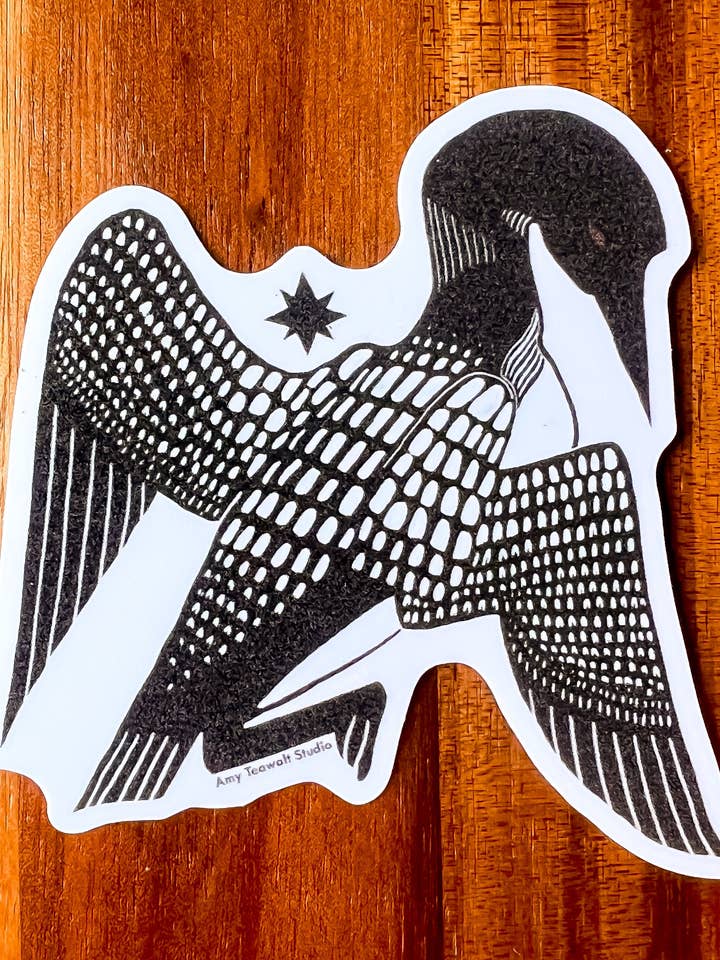 Loon und Star 3 Zoll Aufkleber | Minnesota Staatsvogel Umweltfreundliches PET für den Großhandel von Amy Teawalt Studio