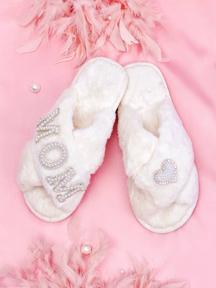 Sisters G Kids - Wholesale Slippers – Women's - Fluffy MOM Slippers – Luxe Pearl Letter Slippers for Gifting2