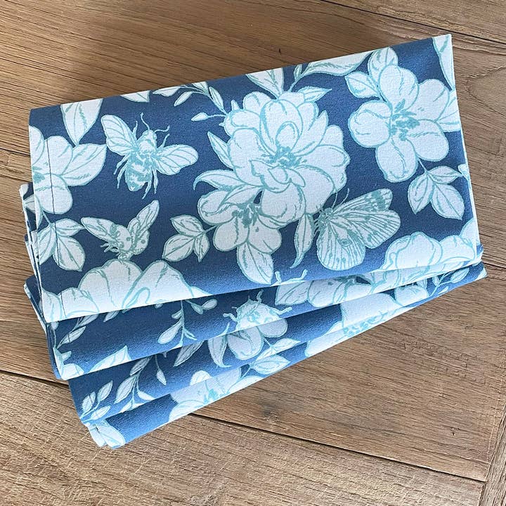 June Bug Indigo, Serviet S/4 for engroshandel hos Mahogany