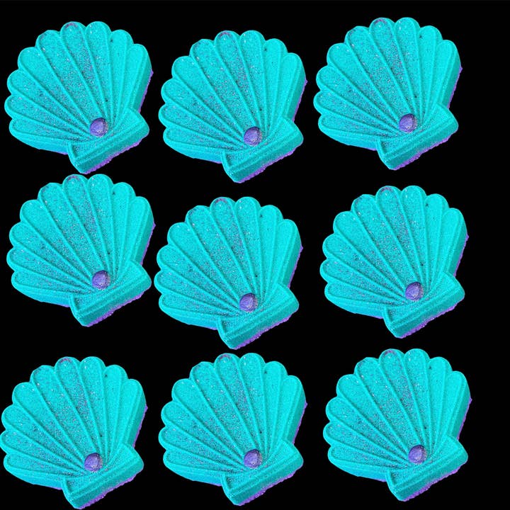 Mermaid Shell Bath Bombs for wholesale by Scrub Cosmetics