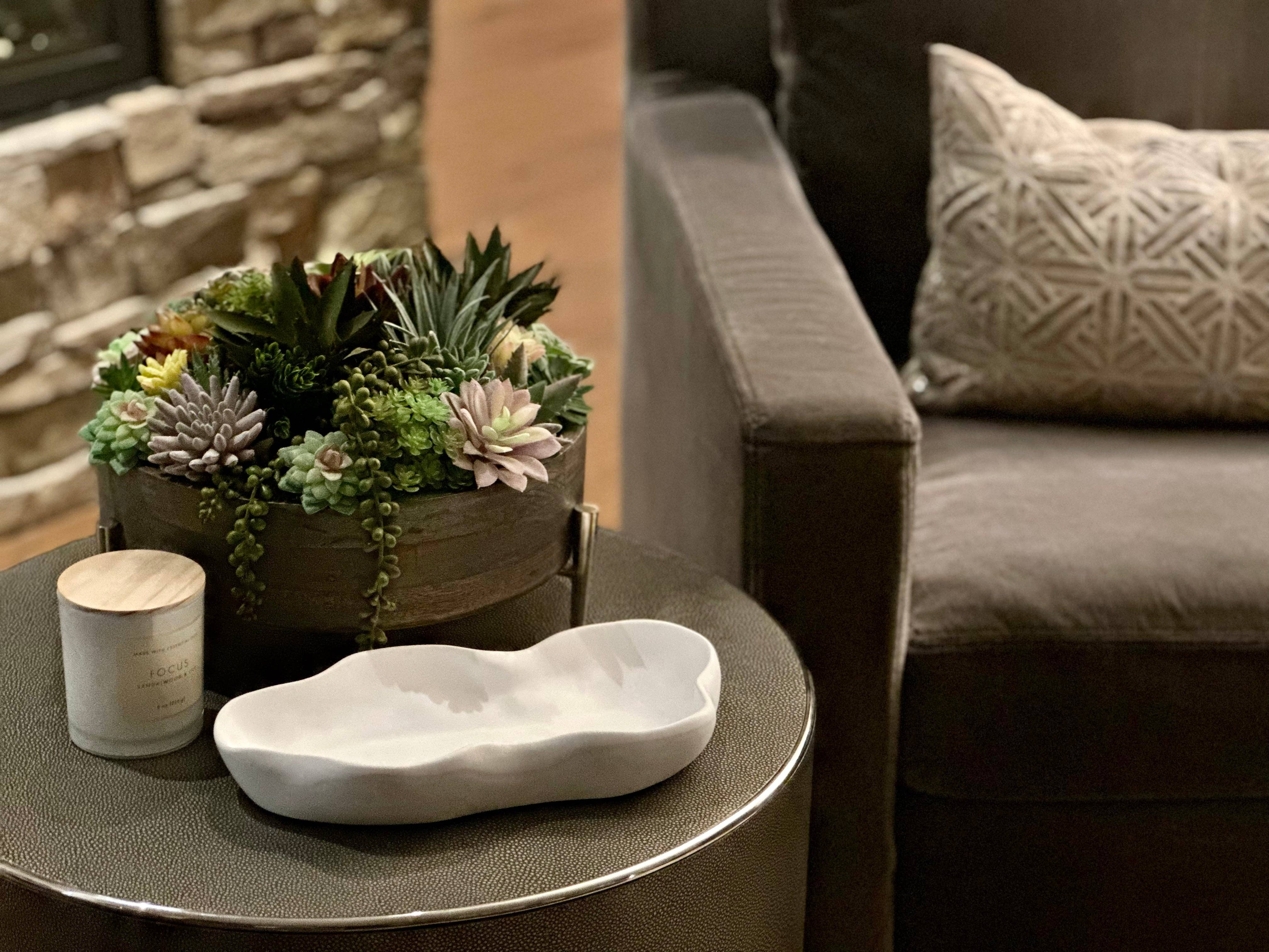 Color and Pour - Wholesale Decorative Tray - THE JAMIE DISH9