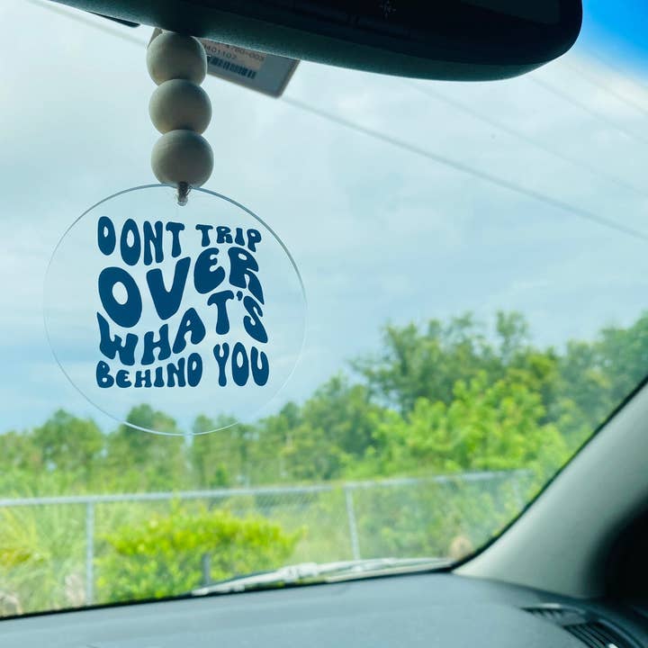 Gå inte över vad som ligger bakom din bilcharm för wholesale av Cavella Co.