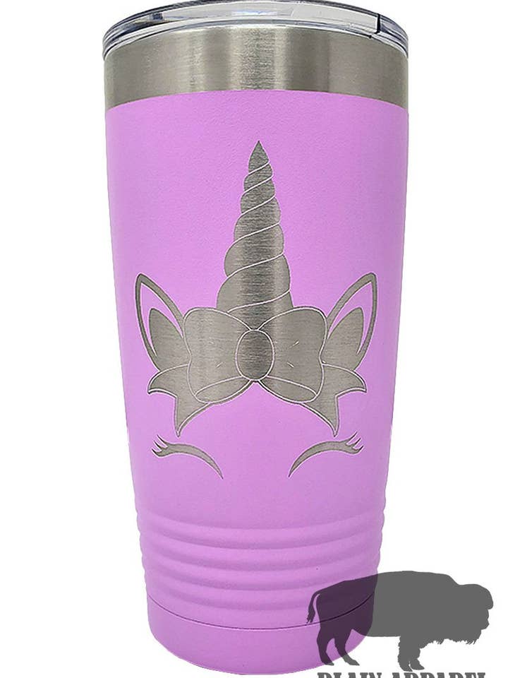 Unicorn gegraveerde tumbler voor wholesale door Plain Apparel Tees