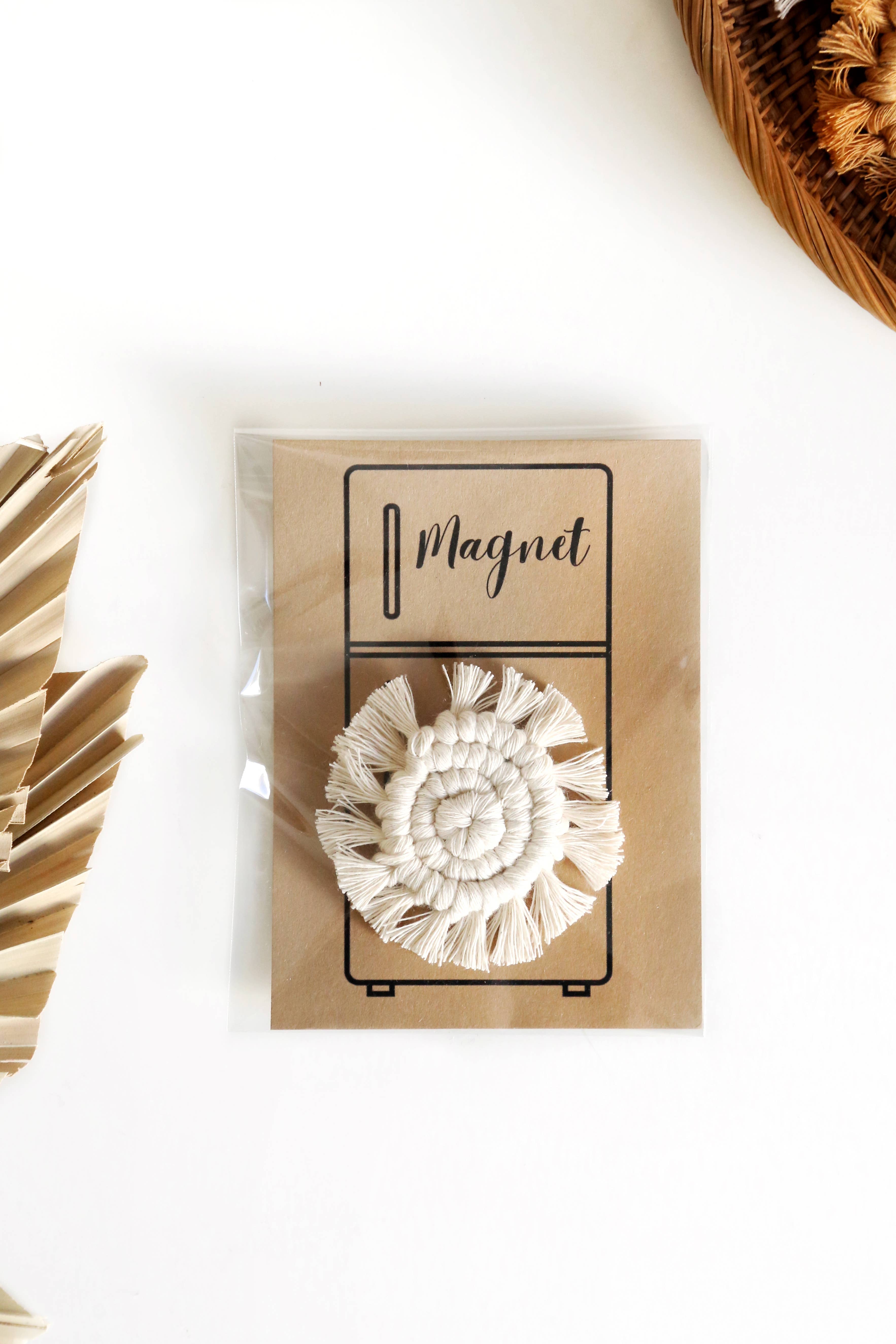 The Frenchie Knot - Wholesale Magnet - Macrame magnet0