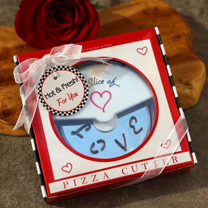 Kate Aspen - Wholesale Pizza Wheel - A Slice of Love Stainless-Steel Pizza Cutter in Miniature Pizza Box