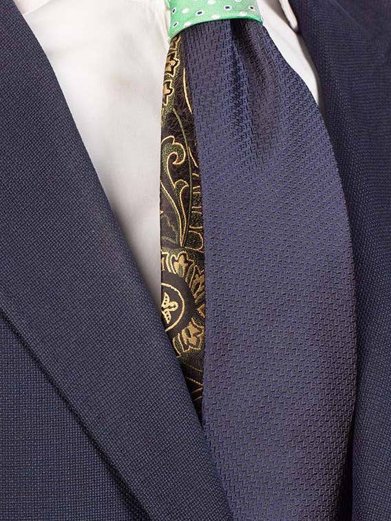 Cravate Bleue Fantaisie Ton sur Ton Nœud en Contraste Vert à Pois N1066 pour la vente par Graffeo Cravatte