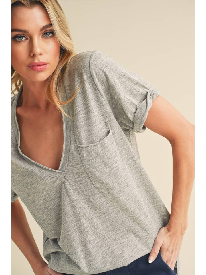 AEMI + CO - Wholesale T-Shirt - Women's - 8286DK Zoie V-Neck Short Sleeve Top 526