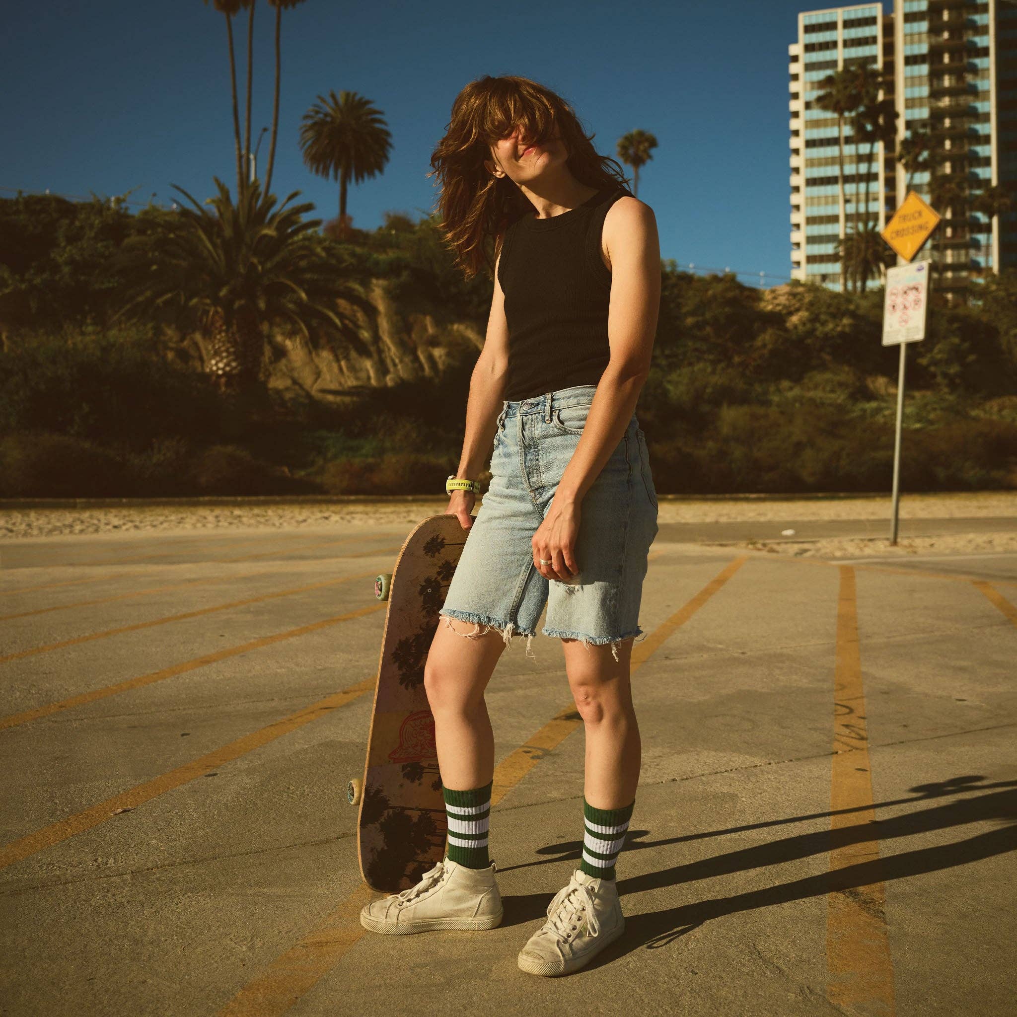 Bosque Verde Calcetines de rayas blancas | Verde bosque de venta al por mayor en Faire10