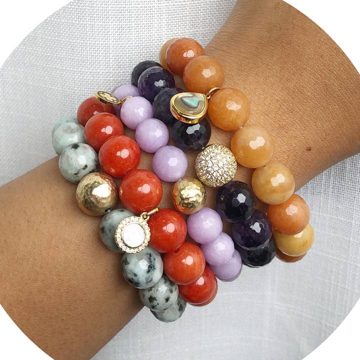 Brassard Red Rocks pour la vente par Oriana Lamarca Designs