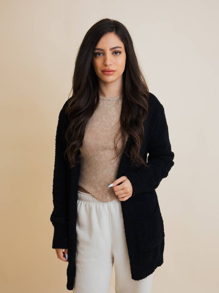 Leto Accessories - Wholesale Cardigan - Women's - Comfy Boucle Longline Cardigan with Pockets0