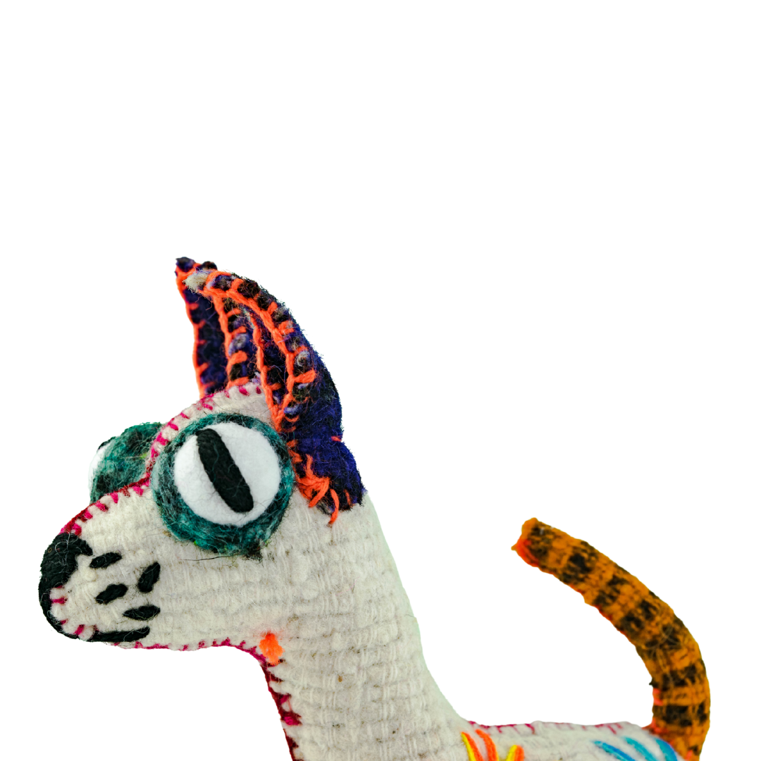Lumily – wholesale Decorative tabletop object – Coco the Chihuahua: Repurposed Wool Boho Decor - Mexico9