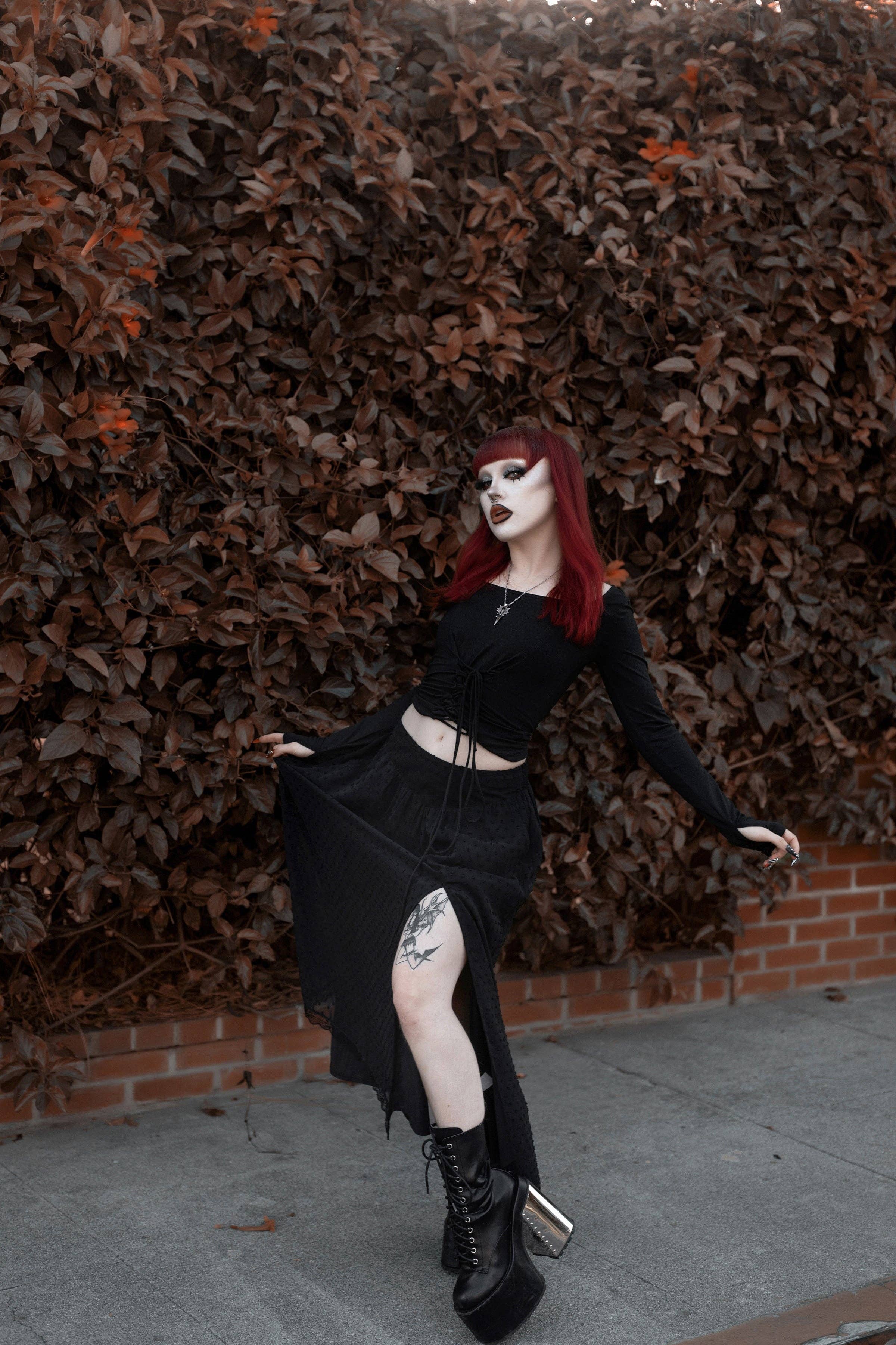 Lively Ghosts - Venta al por mayor Falda - Mujer - Falda Witchery10