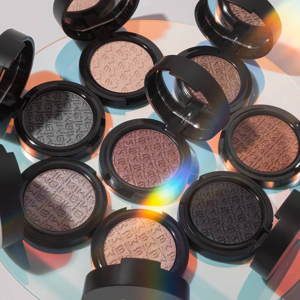 MIA COSMETICS SRL - Wholesale Oogschaduw - Daily Wink glans - Hoog gepigmenteerde glans enkele oogschaduw1