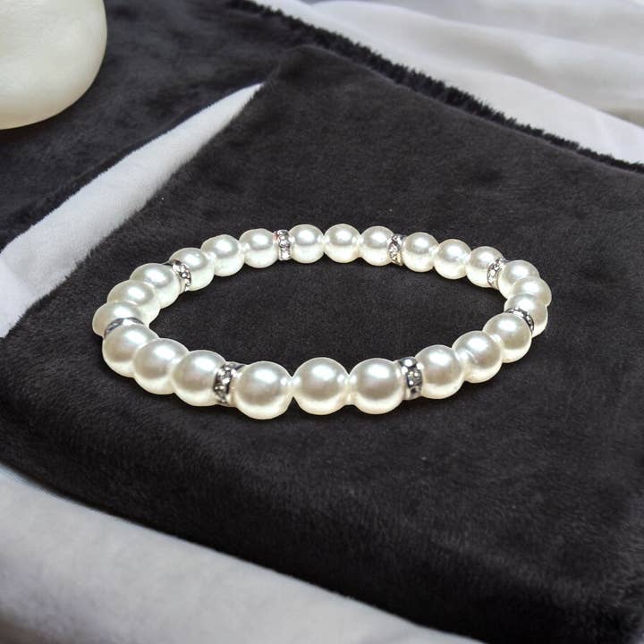 Supr Nova Wrists - Wholesale Beaded Bracelet - Pearls and Rhinestones3