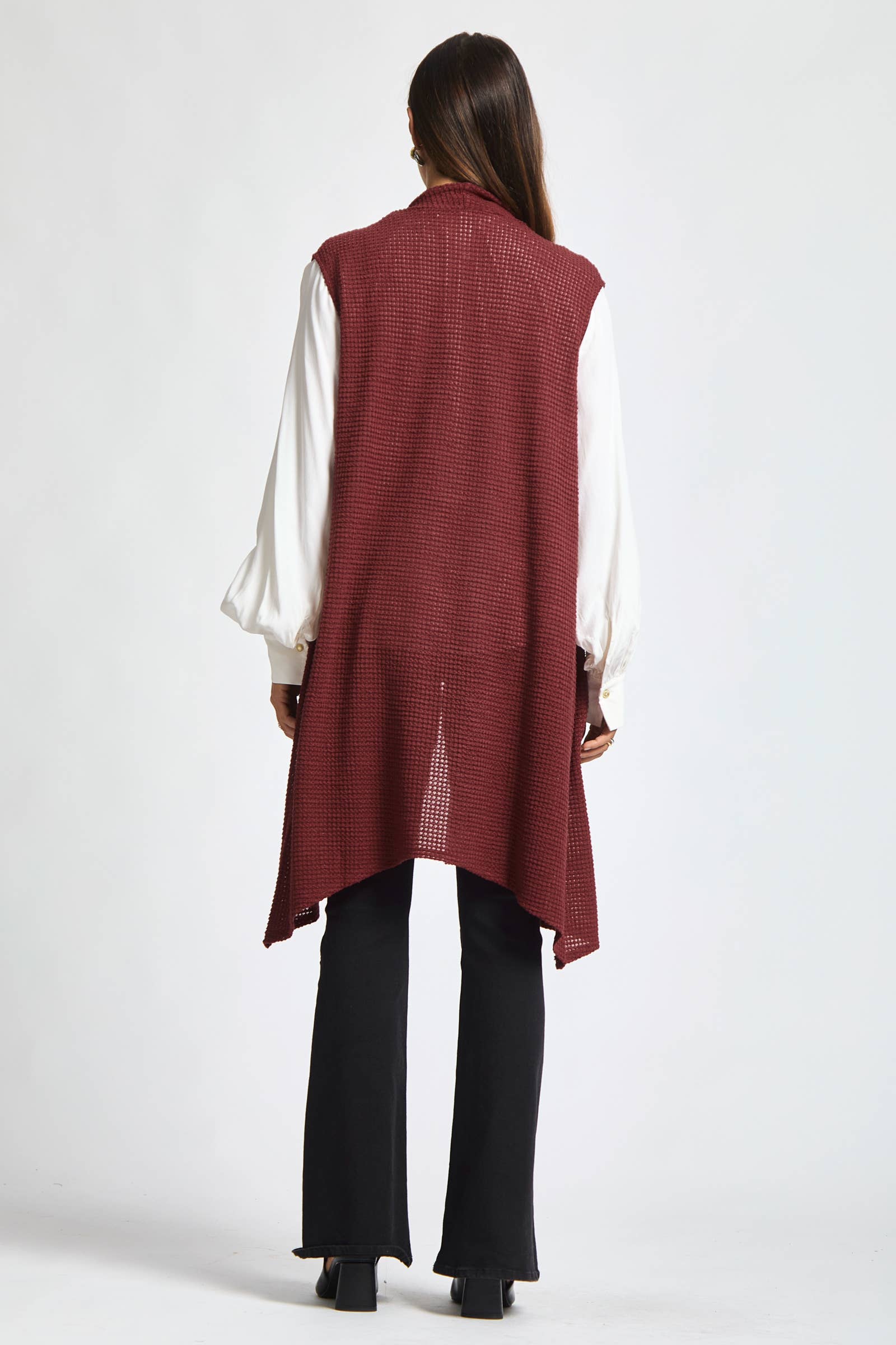 Dear Scarlett - Wholesale Outerwear Vest - Women's - Sleeveless Crochet Midi Vest Cardigan4