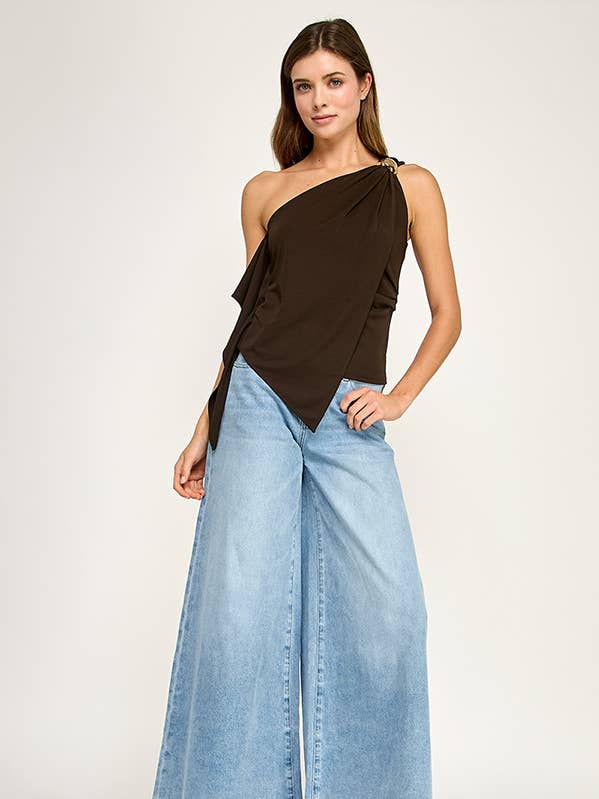 TOP DE ANILLO METÁLICO ASIMÉTRICO para venta al por mayor de Miss Love