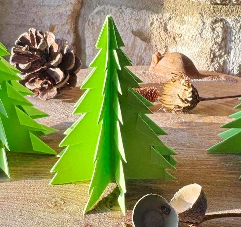 Elf Kendal Hippies – wholesale Christmas decoration – Origami Christmas tree 7cm tall, handmade by Honor Shen uk