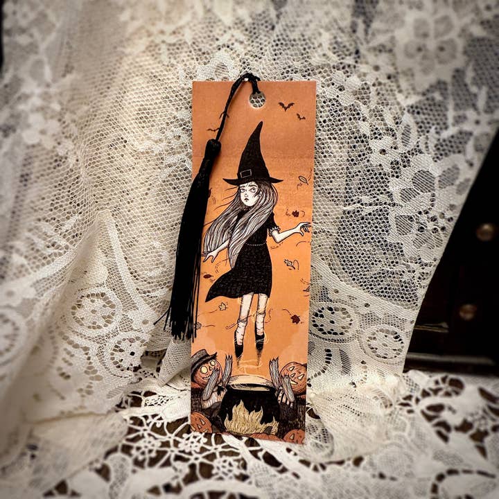 Marque-page Sorcière de la Récolte pour la vente par The Orphans of Dudleytown
