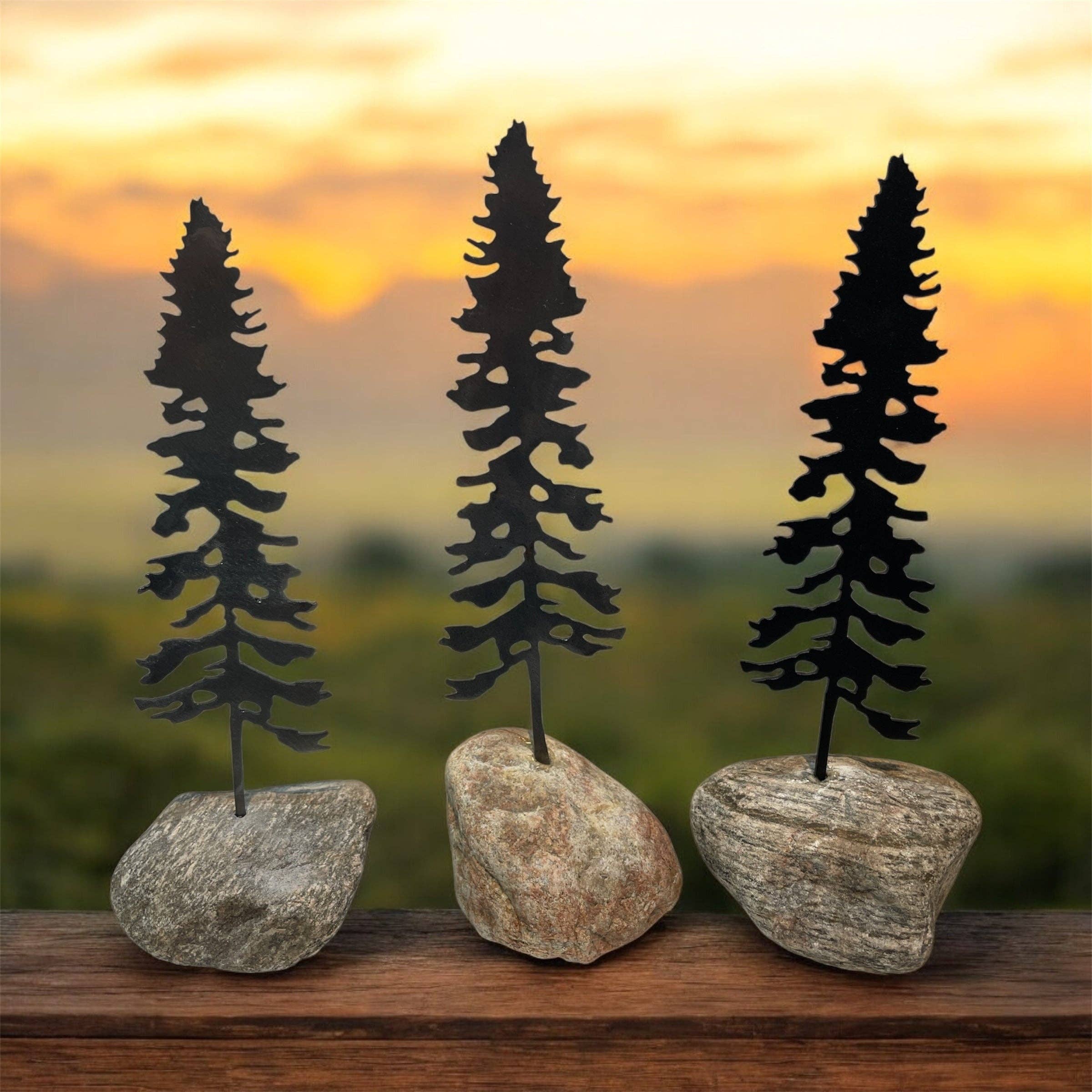 MDMetalworx - Wholesale Christmas Decoration - Pine Tree in a Rock1