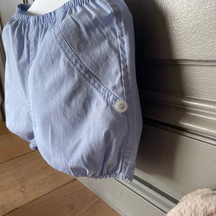 Gaspard - Wholesale Shorts - Baby - Bloomer_Emile and his cuddly toy2