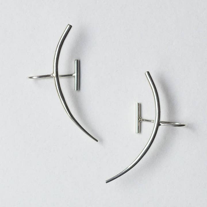 Otis Jaxon London – wholesale Cuff/wrap earrings – Tusk Ear Cuff Simple Silver Earrings2
