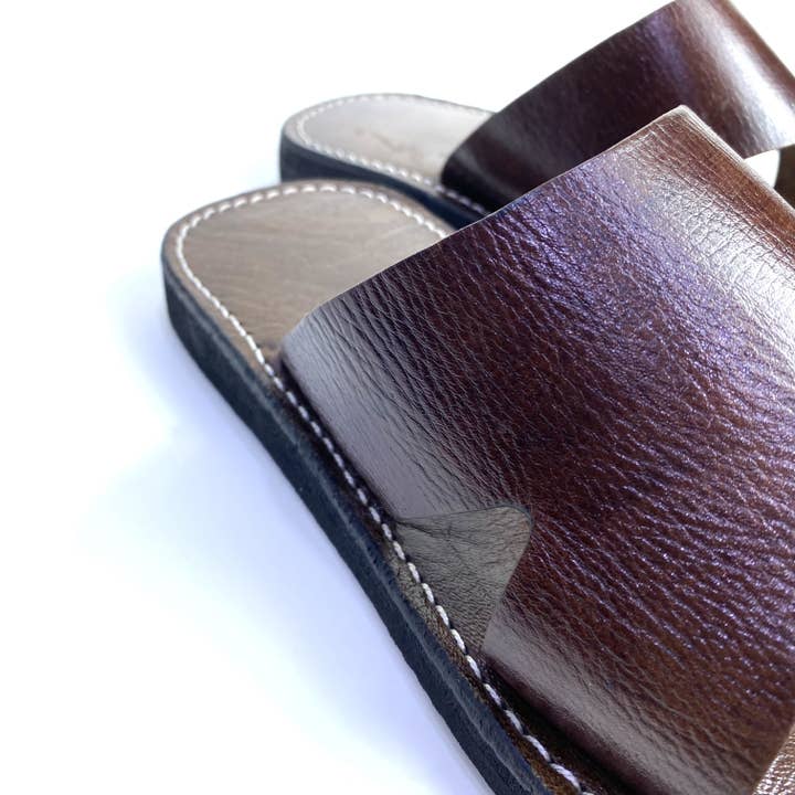 Berberwoolrug – wholesale Sandals – Men's – Handmade Moroccan Leather Sandals: Versatile Comfort for Men5