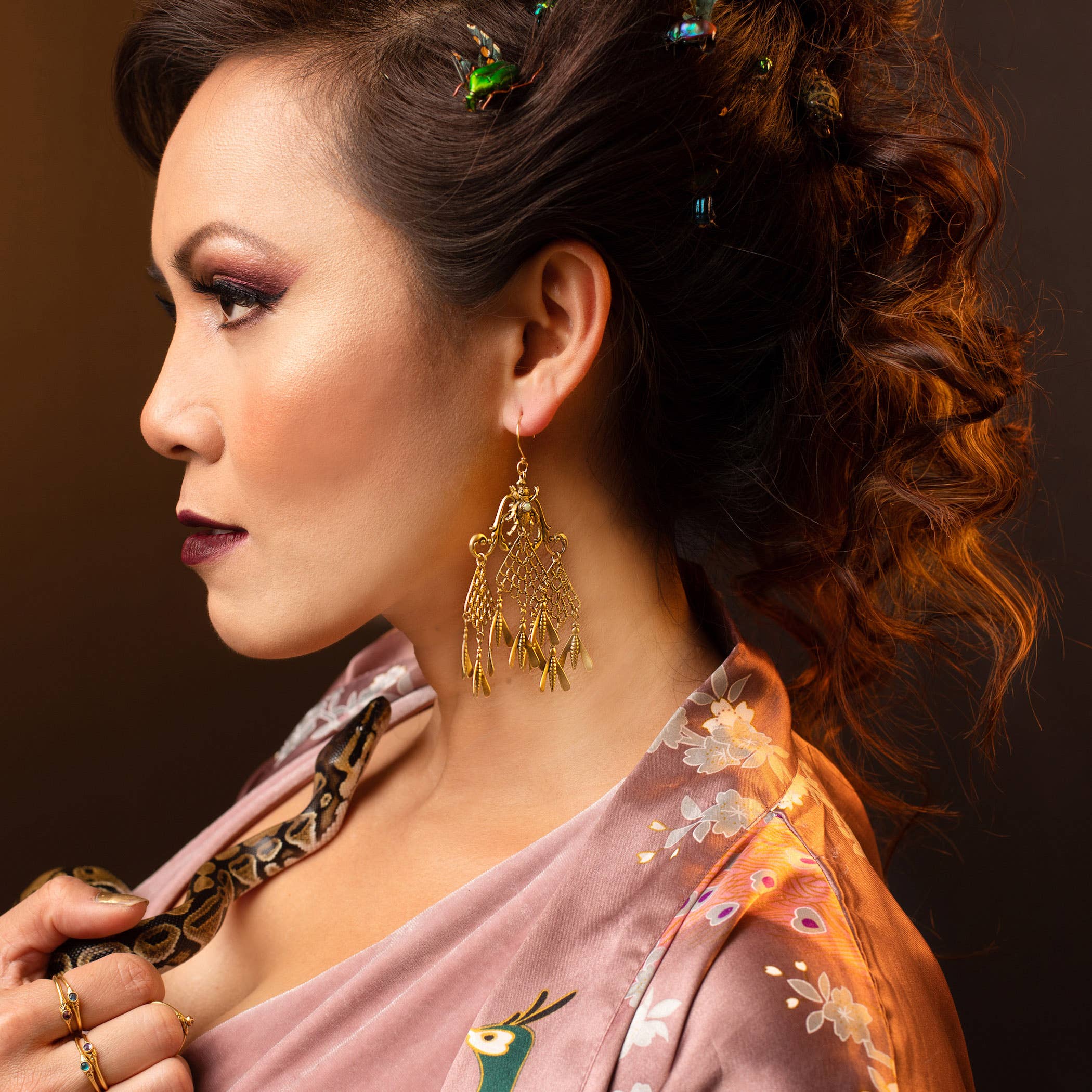 Trollbinde – wholesale Dangle earrings – 'Screen Door' Chandelier Earrings1