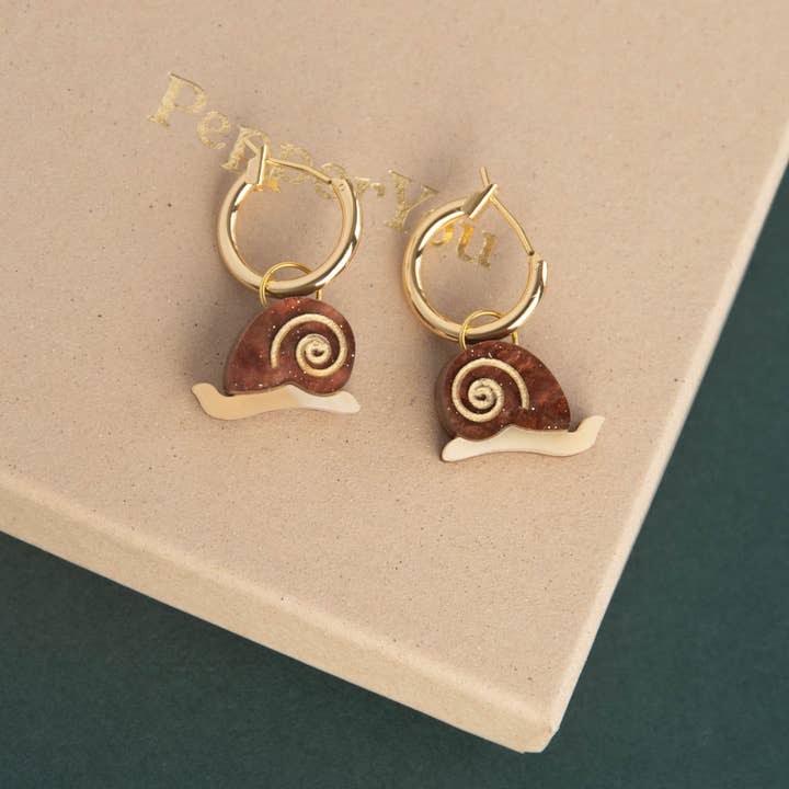Pepper You – wholesale Hoop earrings – Garden Snail Hoop Earrings1