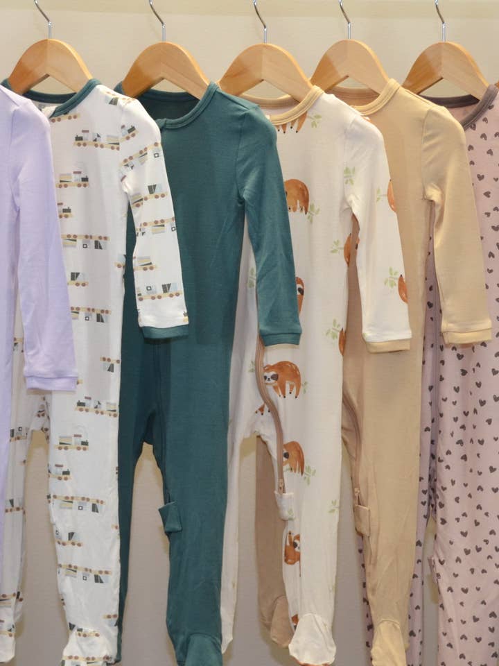 Silkberry Baby - Wholesale Sleepsuit - Baby - Bamboo Zip up Footed Sleeper (Print)2