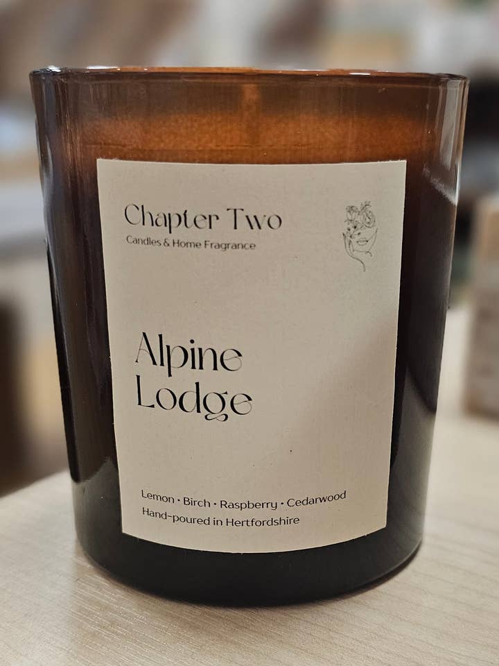 BOUGIE CHALET ALPIN pour la vente par Chapter Two
