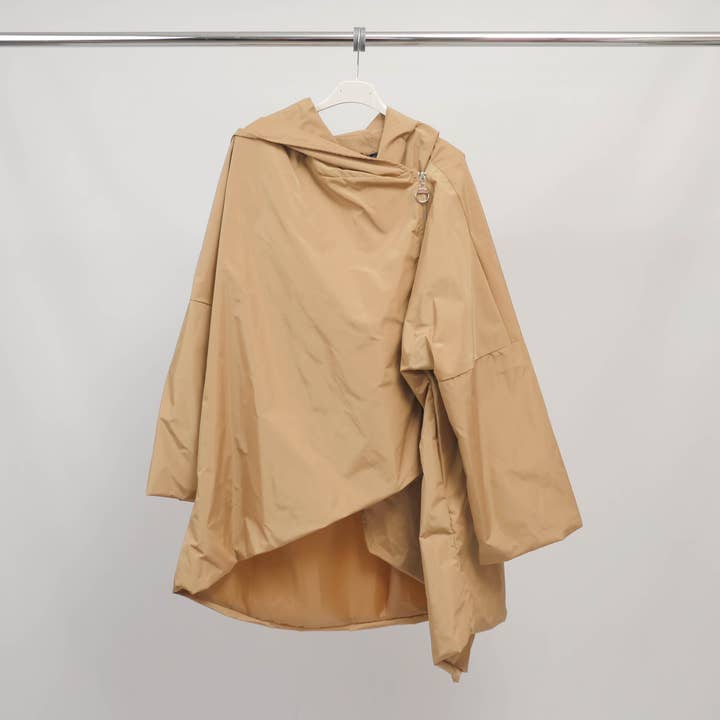 Cecile Wang - Wholesale Raincoat - Women's - Asymmetrical waterproof hooded jacket – ref HM71025