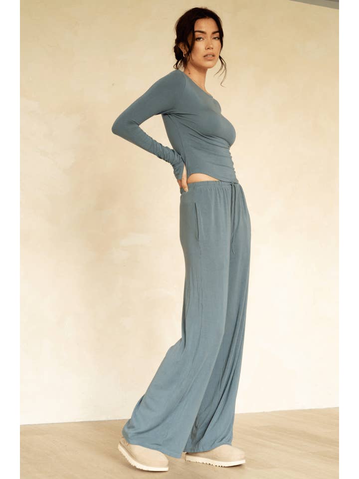 The Cool-Comf Lounge Chill Pant - Misty Gray for wholesale on Faire1