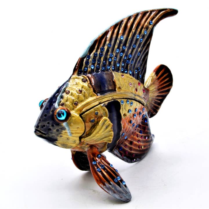 Boîte à bijoux en forme de poisson multicolore. Fabriqué à la main avec Swarovski pour la vente par Ciel Collectables