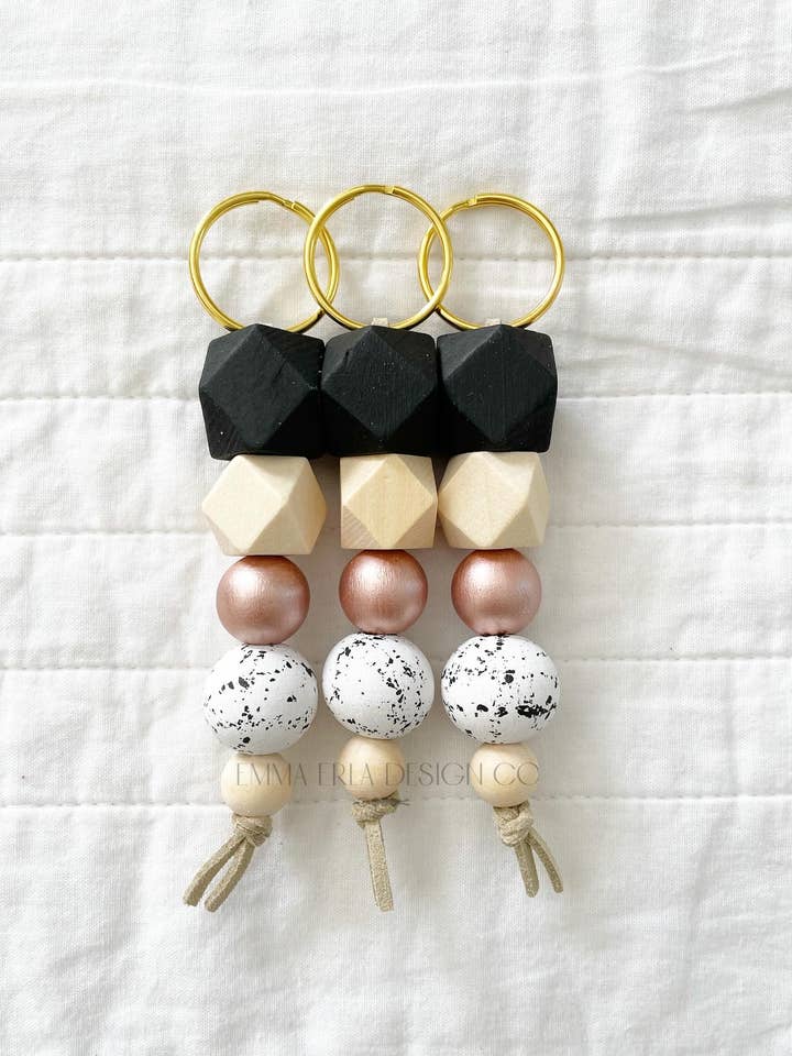 Porte-clés Rosy Cheeks pour la vente par Emma Erla Design Co.