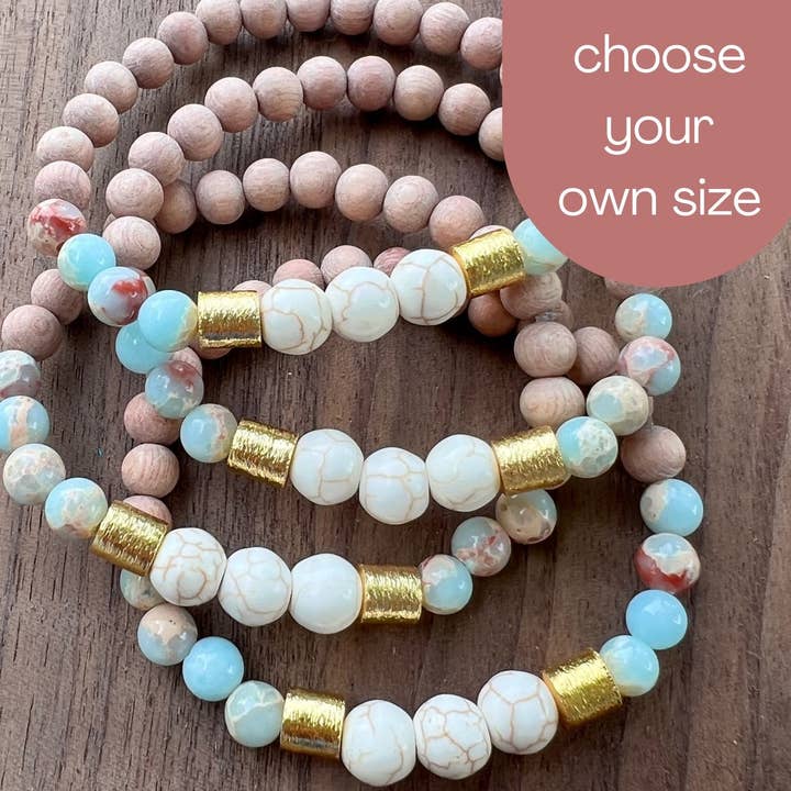 Le bracelet Kendall • Bois de rose, jaspe et turquoise pour la vente par Kelsey O’Brien Designs